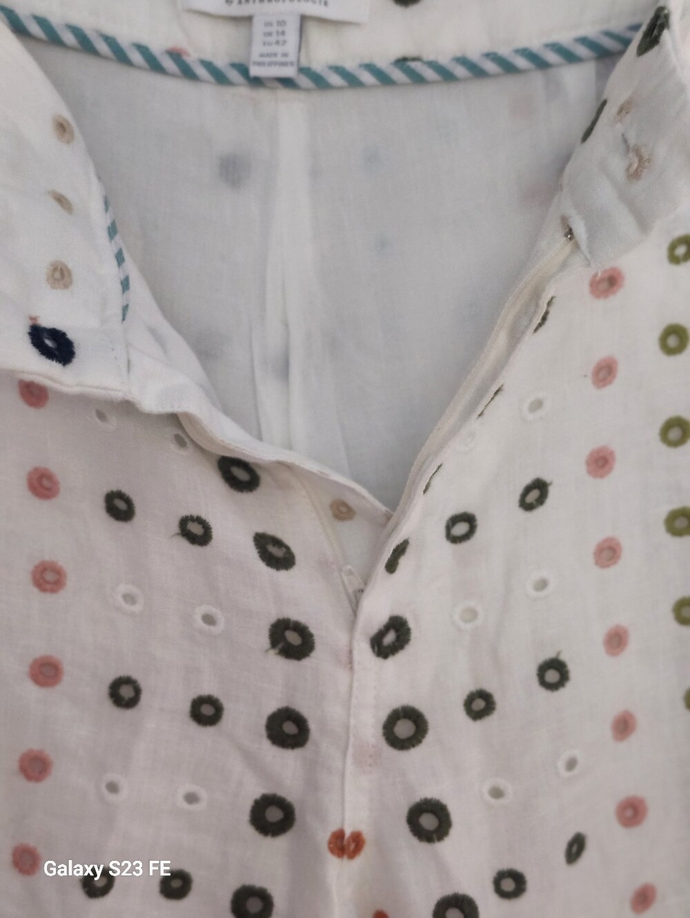 Classic Staple with a Modern Twist!
Gorgeous Linen Pants - Picture 3 of 10